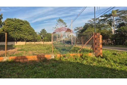 Gran terreno en esquina en Ypané – 1.691 m², foto 5