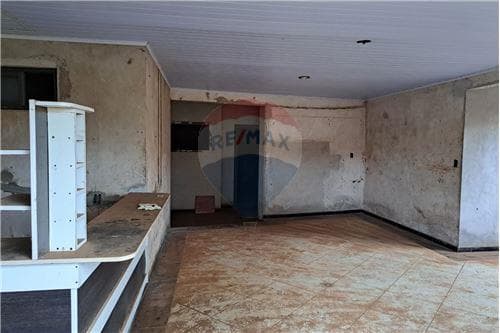 Casa con tinglado en oferta — foto 3