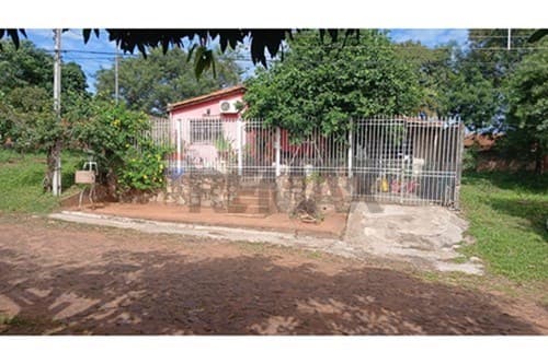 Vendo casa en bo. Villa industrial, San Lorenzo