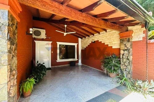 Casa en venta - Barrio San Felipe San Lorenzo