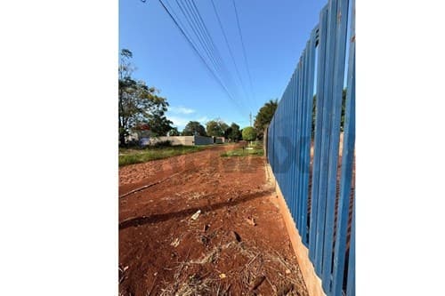 Terreno en venta en Hernandarias – 390 m² — foto 4
