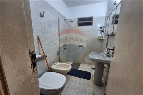 Hermosa casa zona supermercado el pueblo Lambaré — foto 2