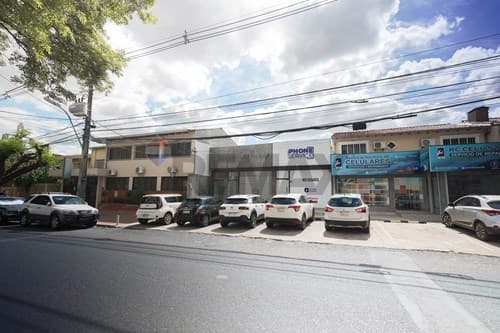 3 locales comerciales en terreno de 500m2 — foto 2