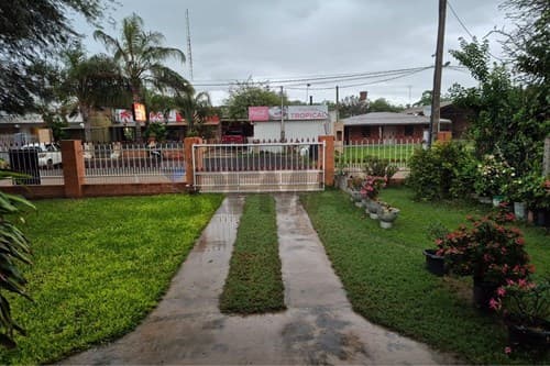 ¡Casa en Venta! Filadelfia, Espacio y Confort — foto 2