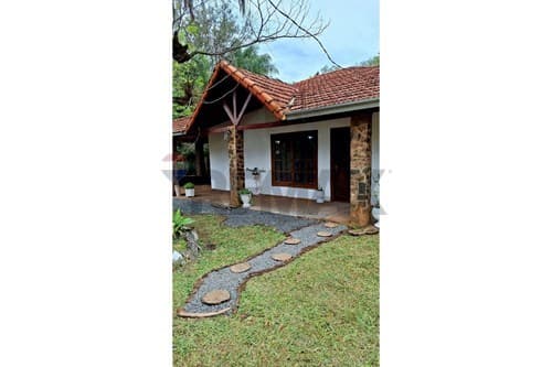 Casa en Alquiler en Itapúa: Espaciosa y Acogedora — foto 4