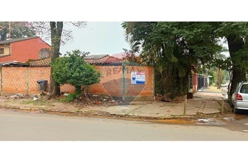 "Terreno en Villa Ofelia: ¡Inversión Ideal!"