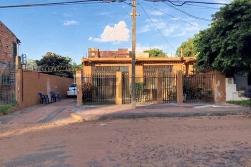 Vendo casa en Ñemby barrio caaguazu