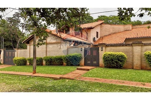 Venta de Casa en San Lorenzo – Barrio San Miguel