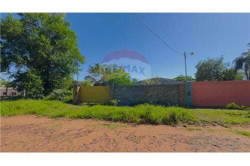 Terreno amurallado a 80 metros de la avda Curiel — foto 4