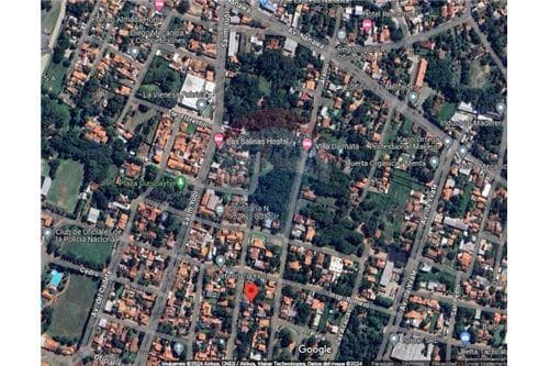 Casa en venta en Luque