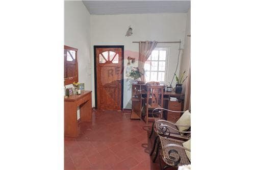 casa de 3 habitaciones en 4to Barrio, Luque — foto 4