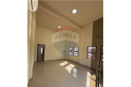 Local comercial. Zona Sta. Teresa y Mca Lopez, foto 3
