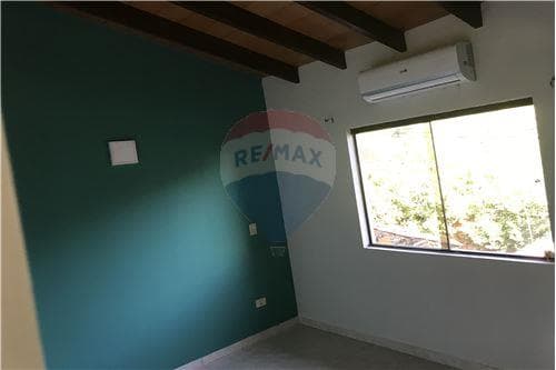 Casa en San Lorenzo zona fuente shopping, foto 3