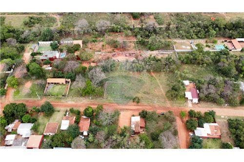 Tres terrenos juntos 1870 mt2, ideal para duplex — foto 4