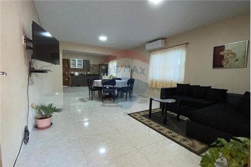 Hermosa y Amplia Quinta en Venta en Villa Hayes
