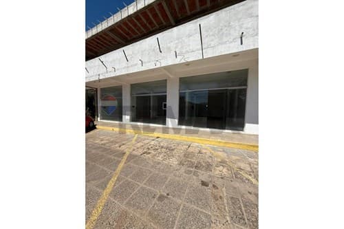 Alquilo salon comercial en San Lorenzo