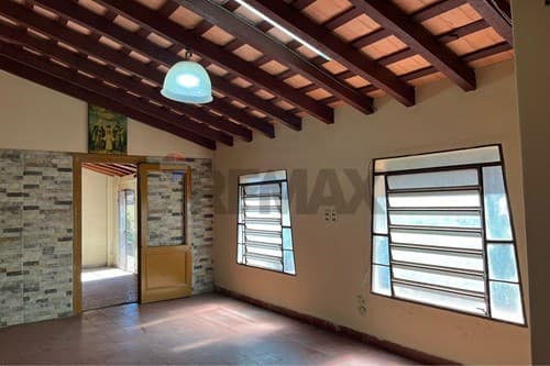 ¡excente terreno con casa p/ refaccionar en Luque!, foto 3