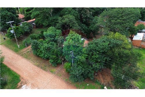 Amplio terreno de 1.629 m² — foto principal
