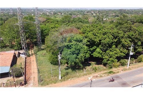 Terreno Luque para todo uso 48 mts de frente — foto 4
