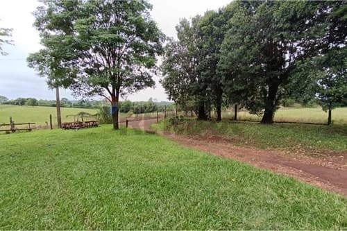 CASA DE CAMPO con Depósito, 1 ha. en Encarnacion — foto 4