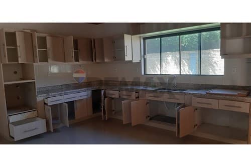¡Casa en Venta: Moderna y Espaciosa en Paraguay! — foto 5