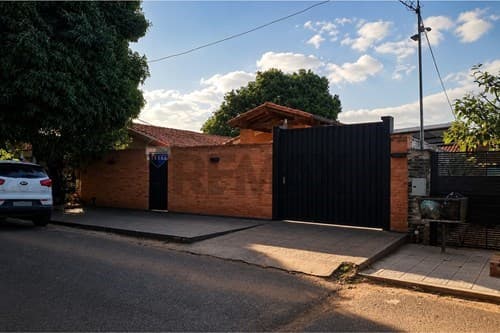Casa en venta zona palacio de justicia - capiata, foto 1