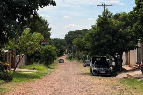 Terreno bº mbokajaty, Villa Elisa — foto 4
