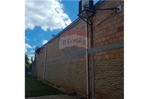Complejo Comercial — foto 5