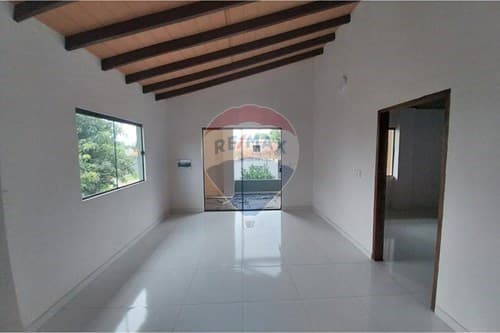 Residencia en reducto - San Lorenzo — foto 4
