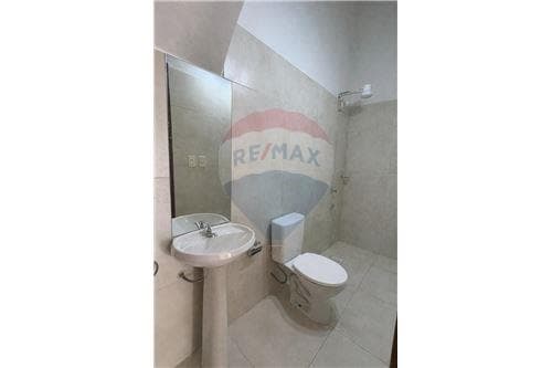 Local comercial. Zona Sta. Teresa y Mca Lopez — foto 3