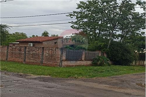 Casa en el centro de villa hayes, foto 2