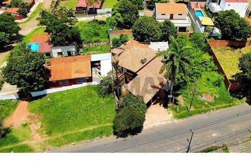 En Venta Residencia en Lambaré - San Roque