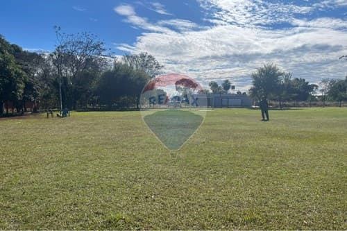 Vendo Terreno en Ciudad del Este, km 9 Monday