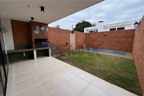 Vendo dúplex en San Lorenzo