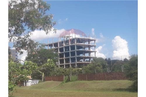 Edificio a terminar en zona costanera bolik — foto 3