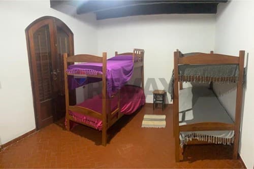 Venta de casa, local comercial y departamentos