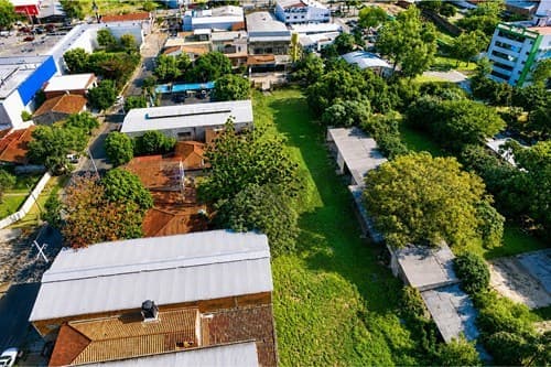 En venta terreno comercial — foto 3
