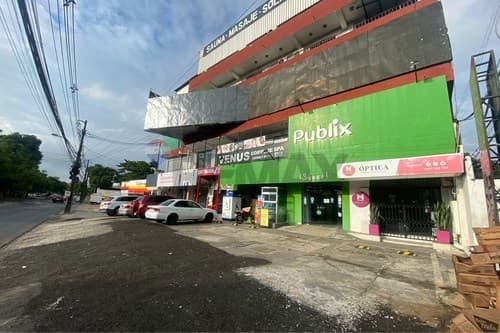 Local comercial s/ la avda. Choferes del chaco — foto 3