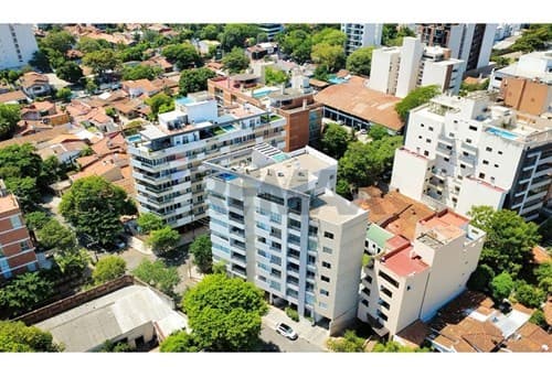 Amplio departamento a la venta — foto 3