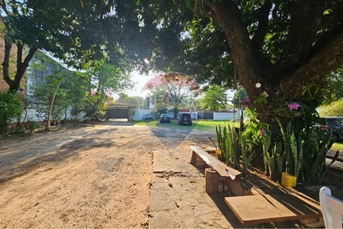 ¡inversion! 2.394 m² en barrio bella vista — foto 2