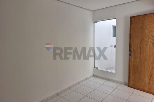 Dúplex Moderno y Acogedor en Venta en Luque, foto 2