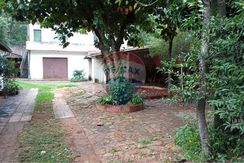 Casa con deposito en barrio san luis — foto 3