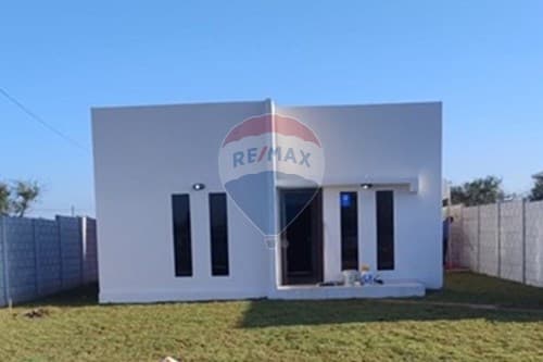 Casa en la ciudad de limpio, foto 1