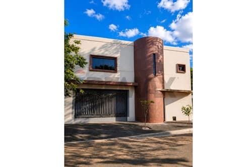Residence in Fernando de la Mora, foto 5