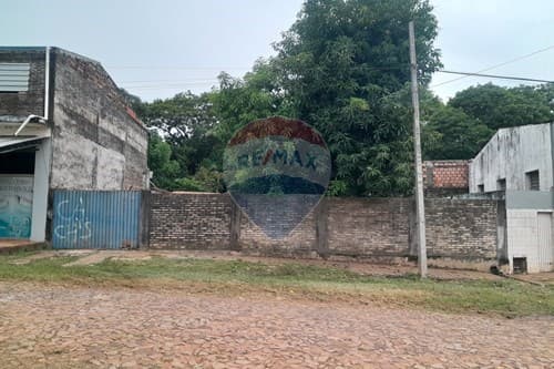 Prime Land in San Lorenzo: Invest in Your Future