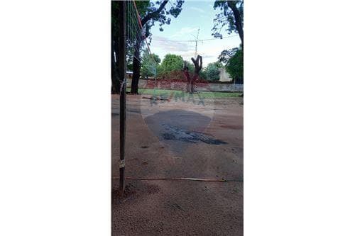 Terreno en Alquiler especial para Estacionamiento — foto 2