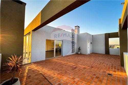 En venta departamento 2B - Edificio San José IV
