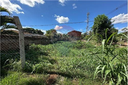 En venta terreno en esquina San Lorenzo