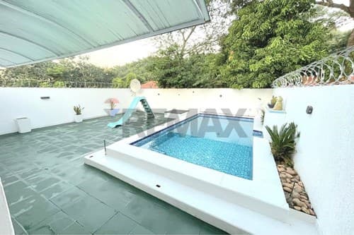 casa con piscina en Luque — foto 3