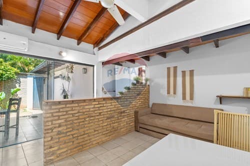 Amplia Casa de 5 suites en Bº Cañada del Ybyray — foto 5